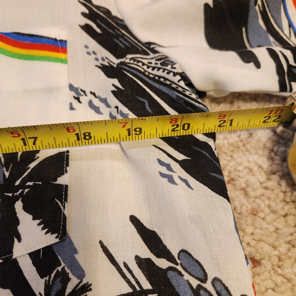 Vintage Marina of California short-sleeve button-down Hawaiian shirt - size M - Picture 8 of 9